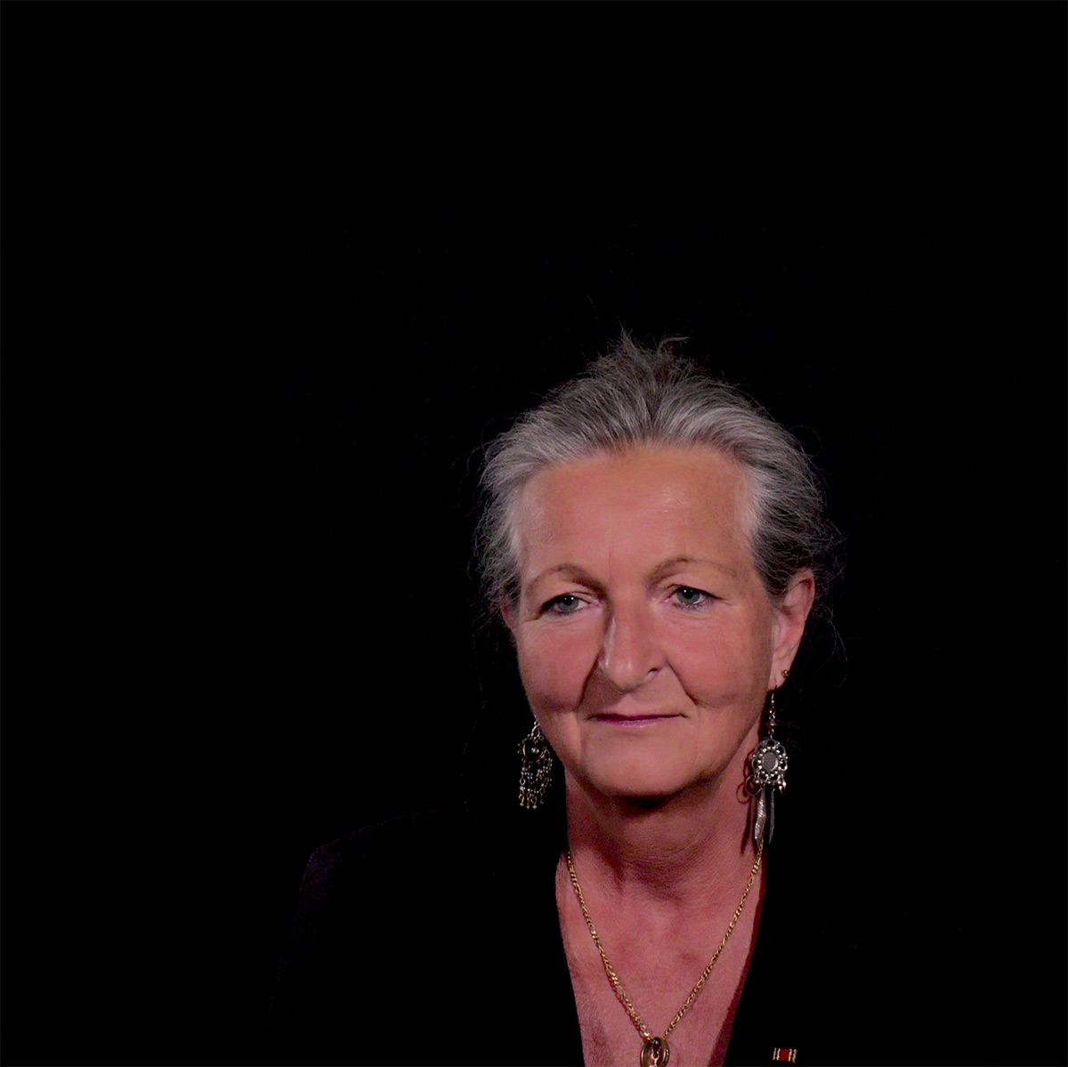 Porträt der Zeitzeugin Elke Schlegel